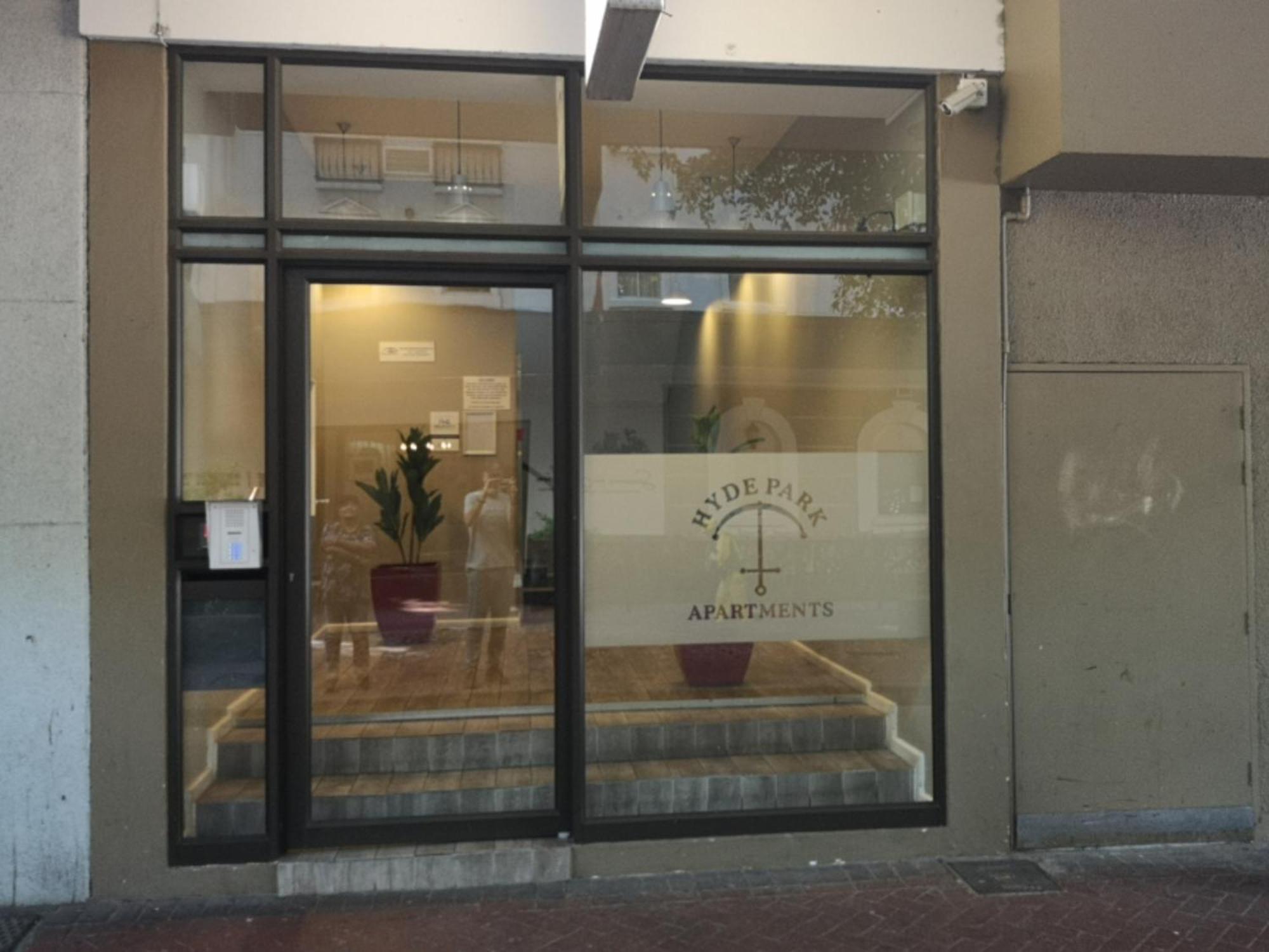 Studio 37 Hyde Park Apartments Cape Town Exterior photo